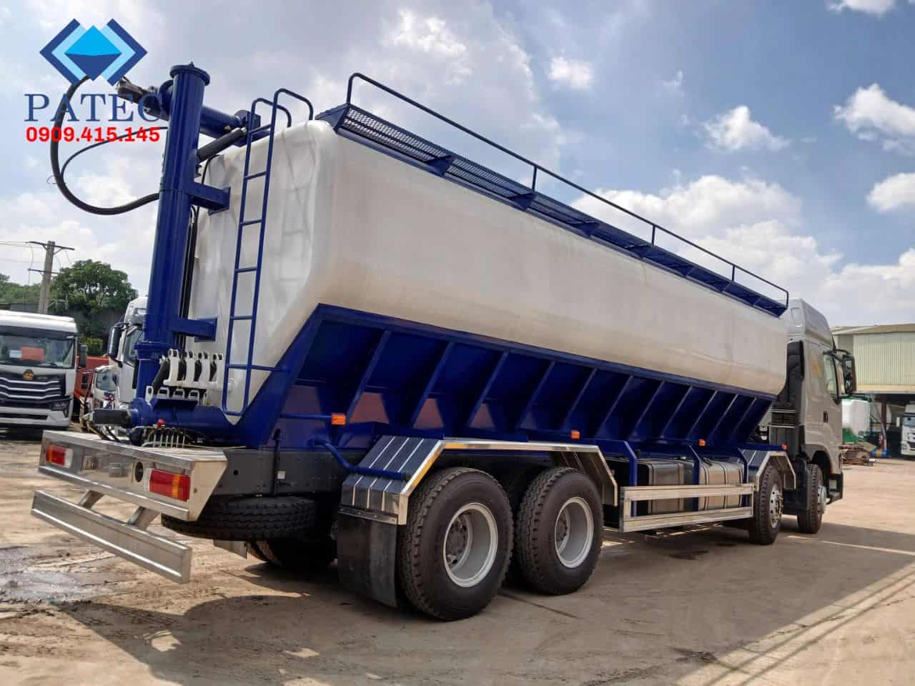 Xe Mooc Bồn Chở Cám Chenglong 28 Khối