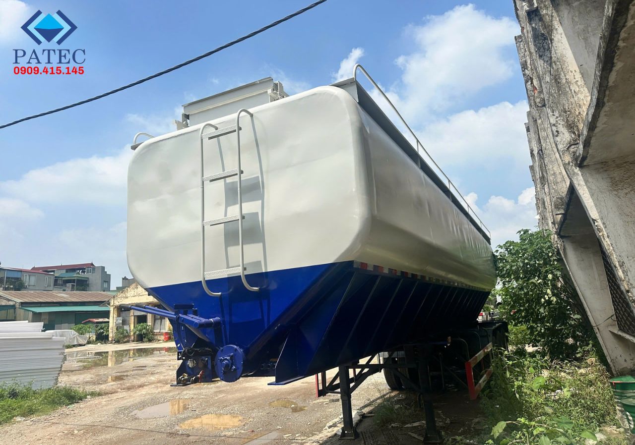 Bồn Chở Thức Ăn Chăn Nuôi Trục Vít Chengliwei